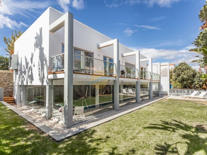 Image No.40-6 Bed House for sale