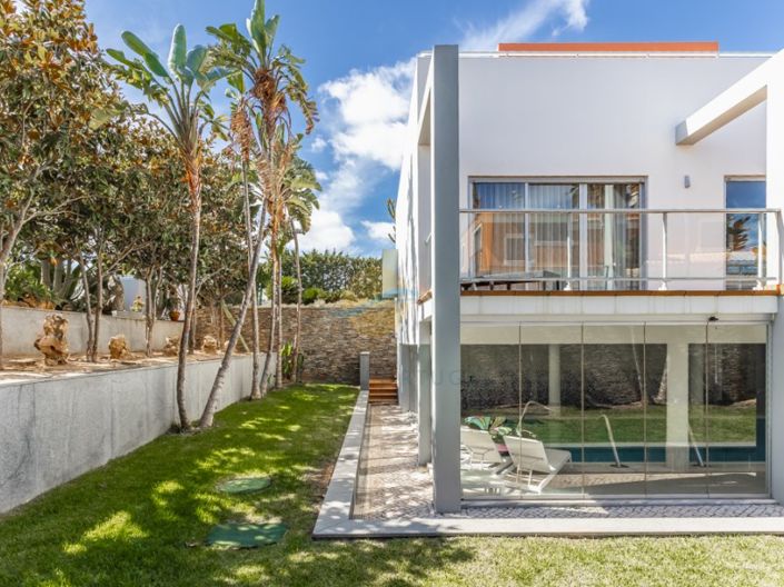 Image No.43-6 Bed House for sale