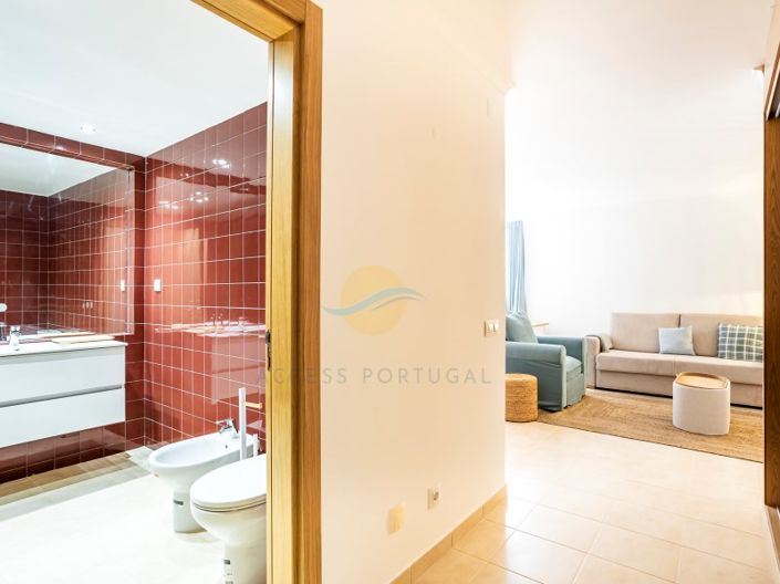 Image No.16-2 Bed House for sale