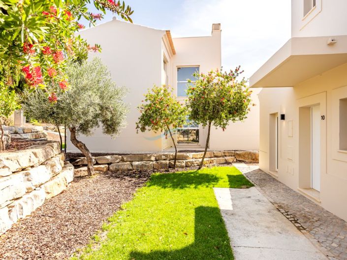 Image No.35-2 Bed House for sale