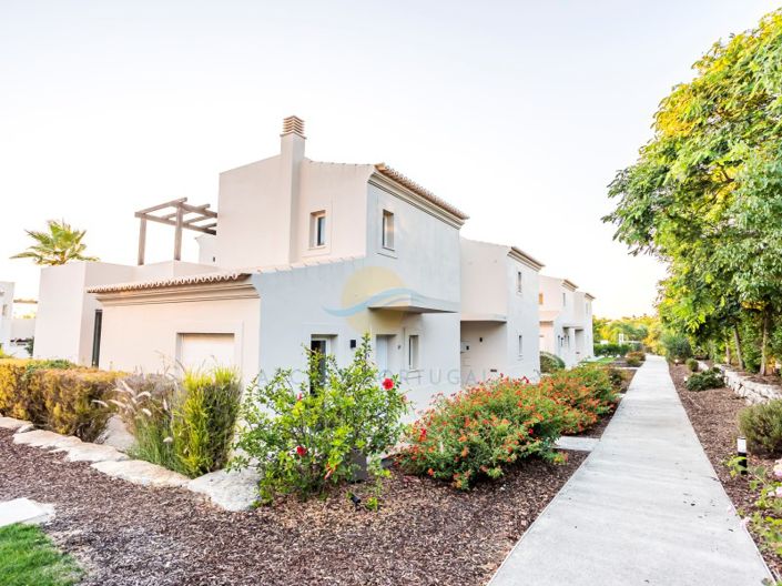 Image No.4-2 Bed House for sale