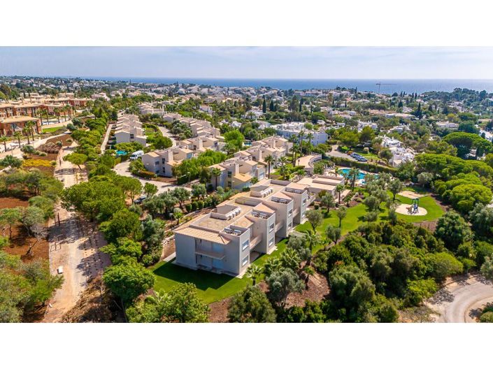 Image No.40-2 Bed House for sale