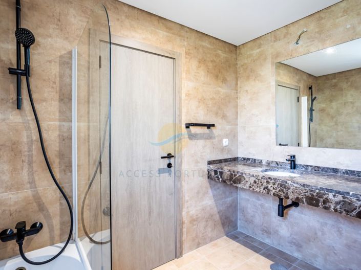 Image No.26-2 Bed House for sale