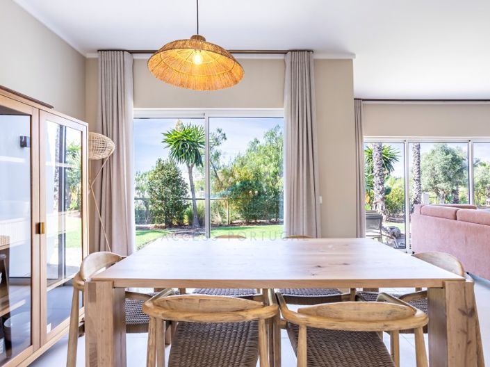 Image No.6-2 Bed House for sale