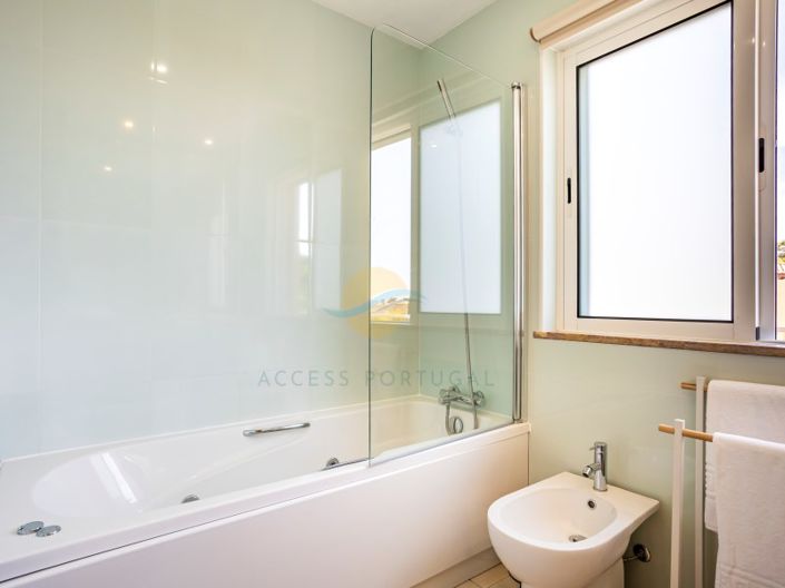 Image No.30-2 Bed House for sale