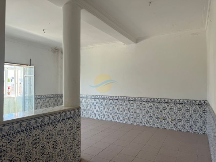 Image No.1-3 Bed Apartment for sale
