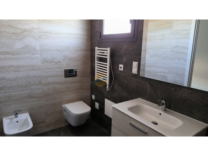 Image No.16-4 Bed Apartment for sale