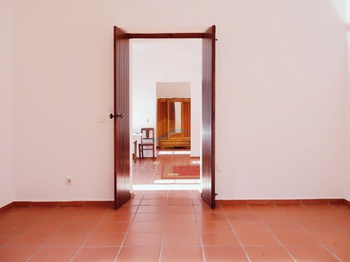 Image No.23-3 Bed Farmhouse for sale