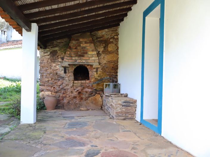 Image No.8-3 Bed Farmhouse for sale