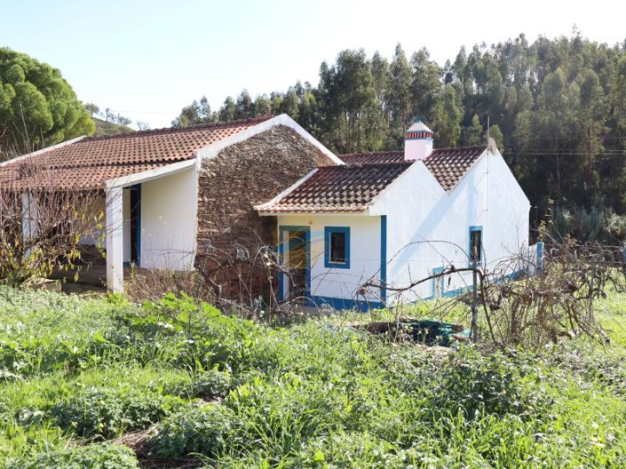 Image No.6-3 Bed Farmhouse for sale