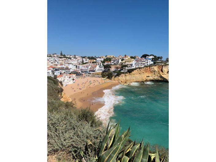 Image No.8-3 Bed Apartment for sale