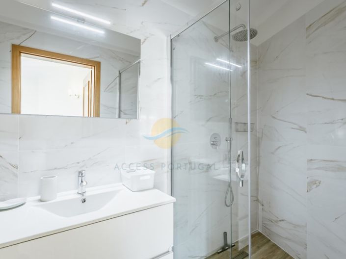 Image No.22-2 Bed Apartment for sale