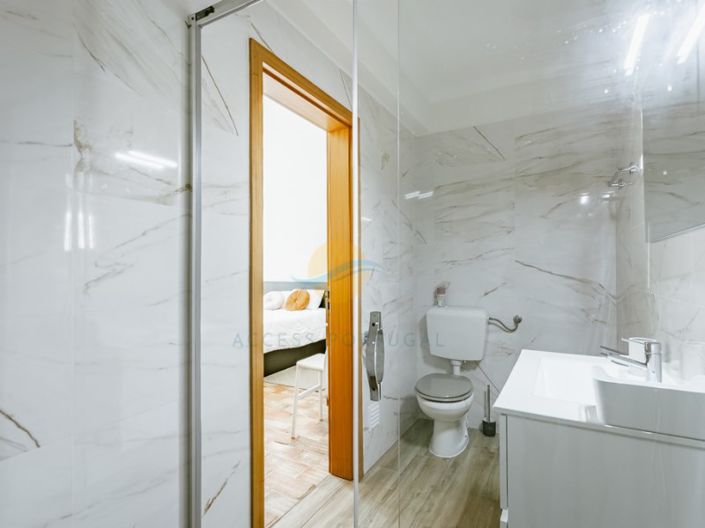 Image No.23-2 Bed Apartment for sale