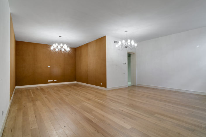 Image No.10-6 Bed Villa for sale