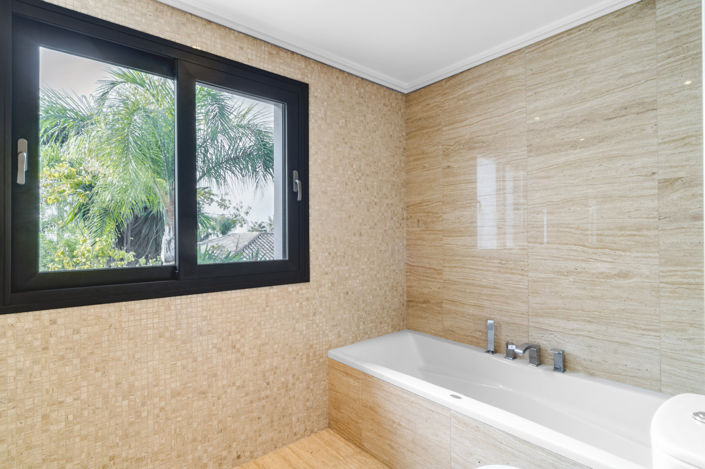 Image No.14-6 Bed Villa for sale