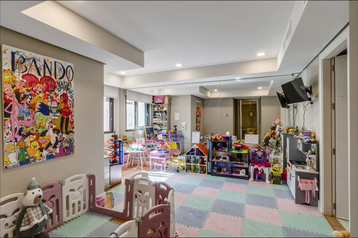 Image No.10-5 Bed Villa for sale