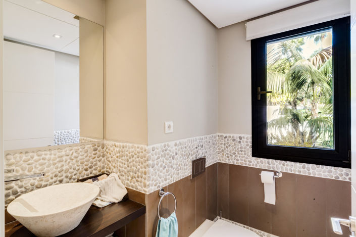 Image No.13-5 Bed Villa for sale