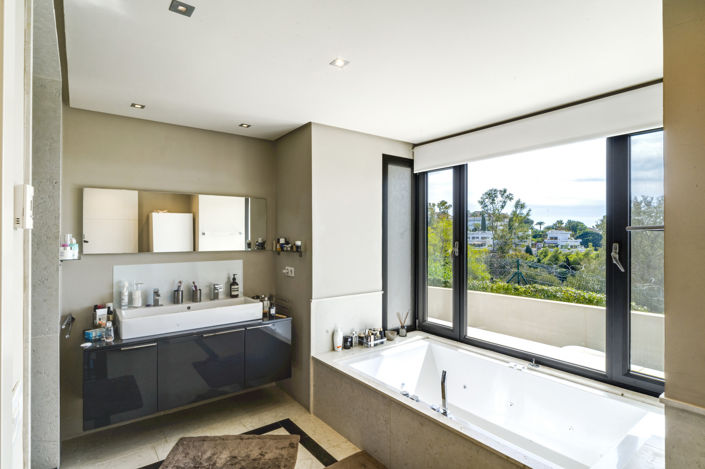 Image No.14-5 Bed Villa for sale