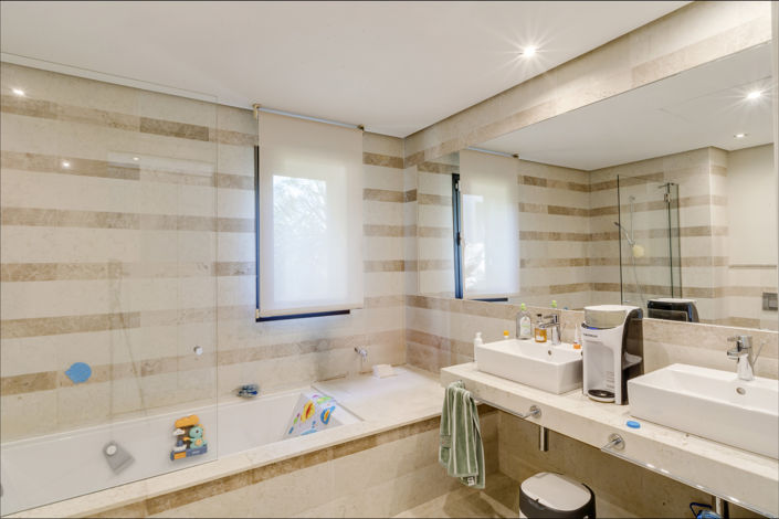 Image No.7-5 Bed Villa for sale