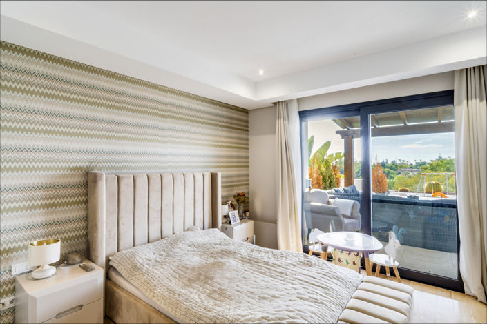 Image No.8-5 Bed Villa for sale