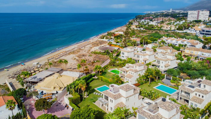 Image No.1-5 Bed Villa for sale