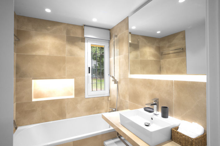 Image No.10-4 Bed House for sale