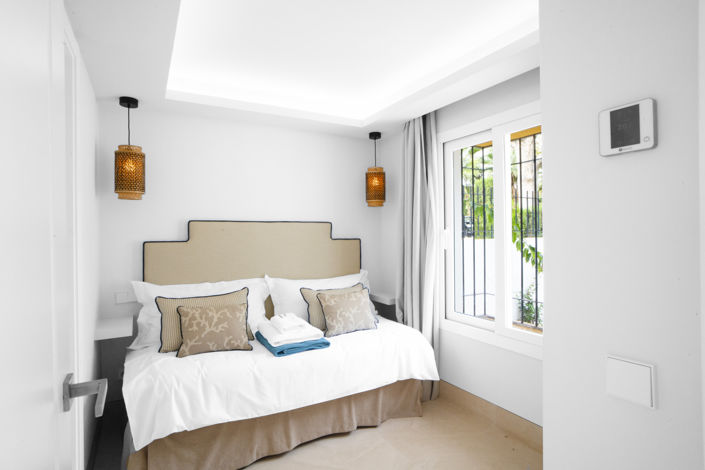 Image No.12-4 Bed House for sale