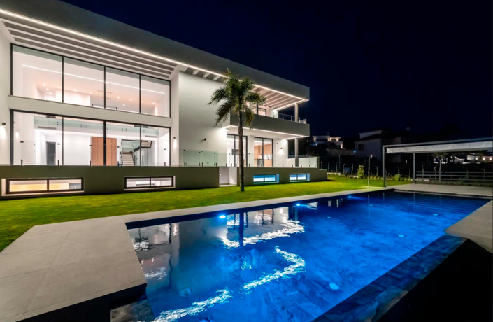 Image No.10-6 Bed Villa for sale