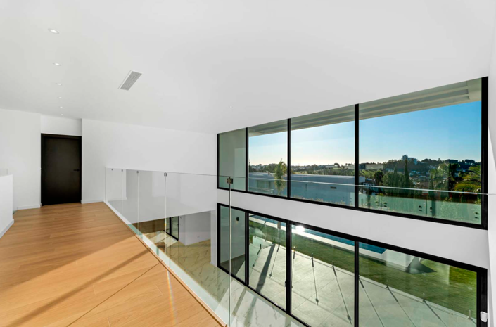 Image No.6-6 Bed Villa for sale