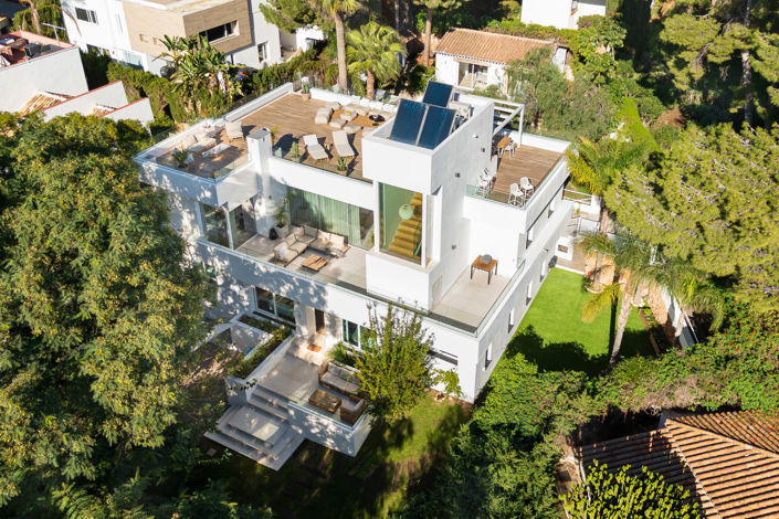 Image No.1-6 Bed Villa for sale