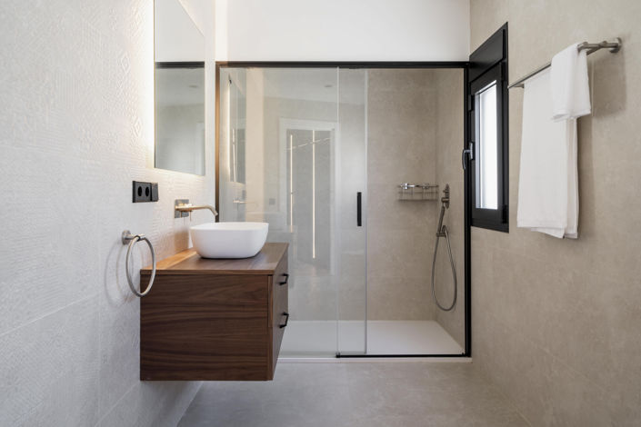 Image No.15-5 Bed Villa for sale