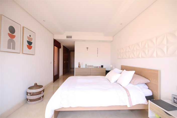 Image No.9-3 Bed Apartment for sale