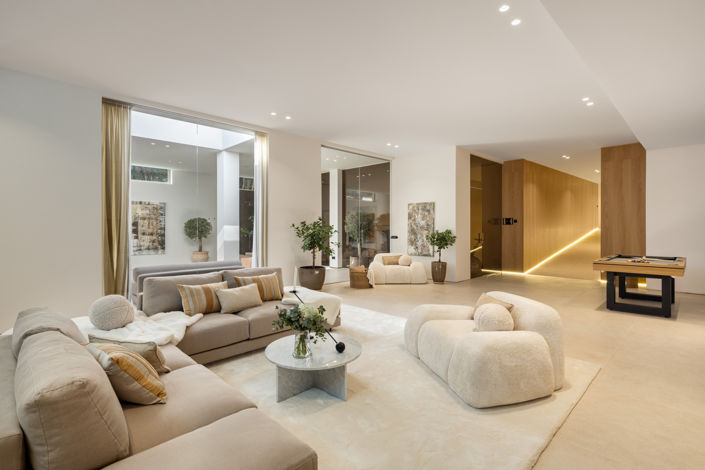 Image No.11-6 Bed Villa for sale