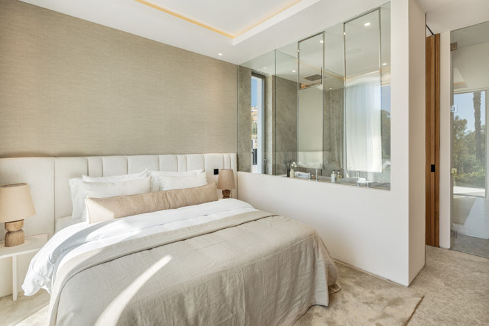 Image No.5-6 Bed Villa for sale