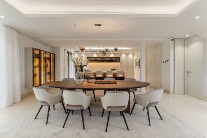 Image No.2-5 Bed Villa for sale