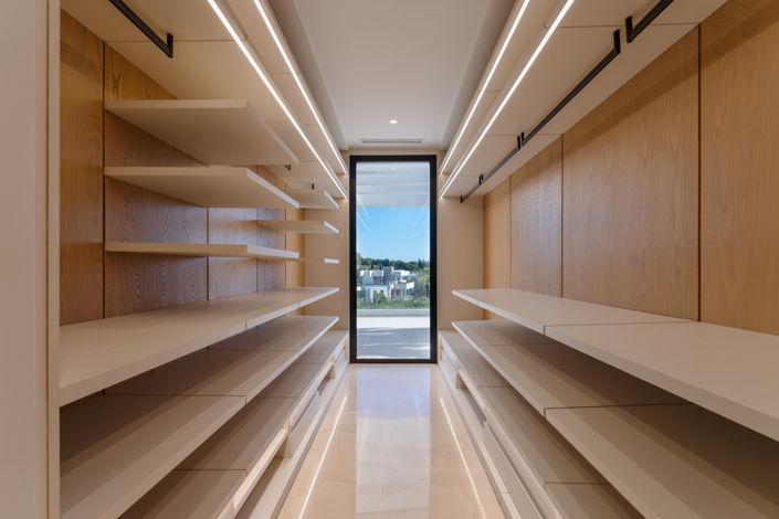 Image No.5-5 Bed Villa for sale