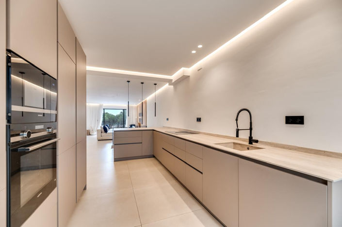 Image No.34-4 Bed Duplex for sale