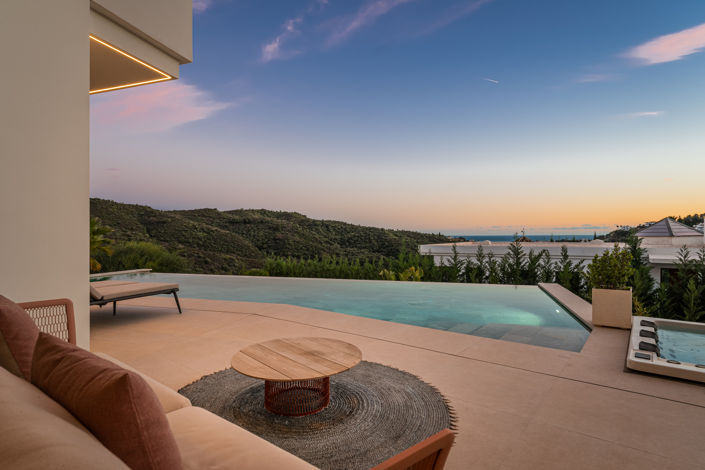 Image No.14-6 Bed Villa for sale