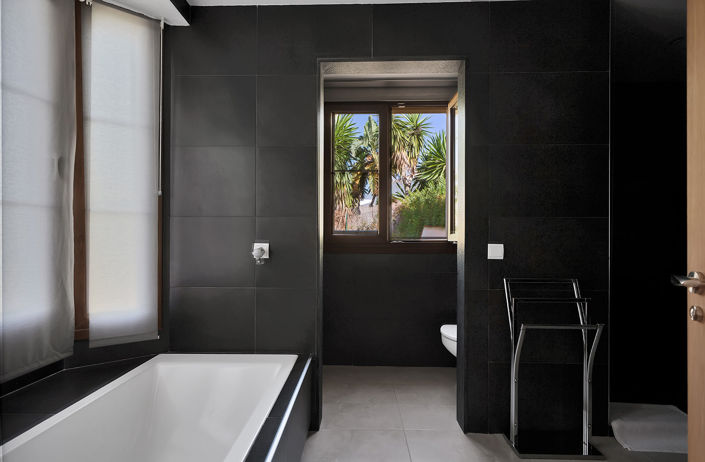 Image No.14-5 Bed Villa for sale