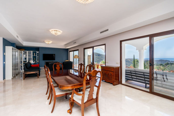 Image No.7-4 Bed Villa for sale