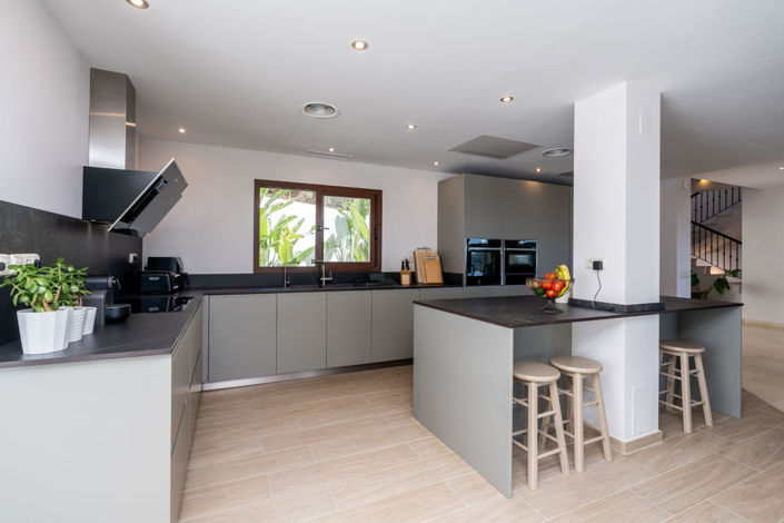 Image No.9-4 Bed Villa for sale