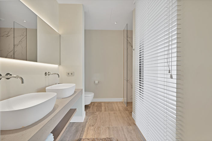 Image No.13-7 Bed Villa for sale