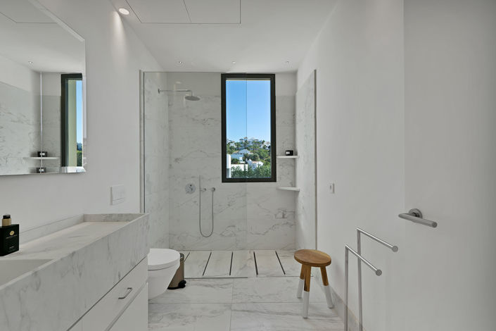 Image No.30-5 Bed Villa for sale