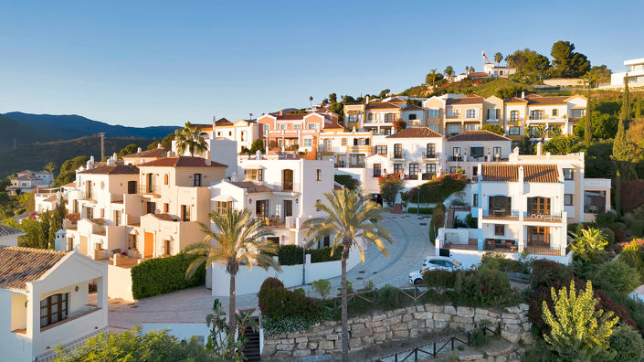 Image No.1-4 Bed Townhouse for sale
