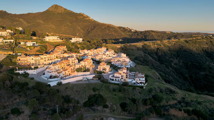 Image No.22-4 Bed Townhouse for sale