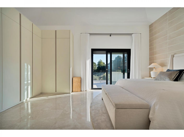 Image No.11-4 Bed Villa for sale