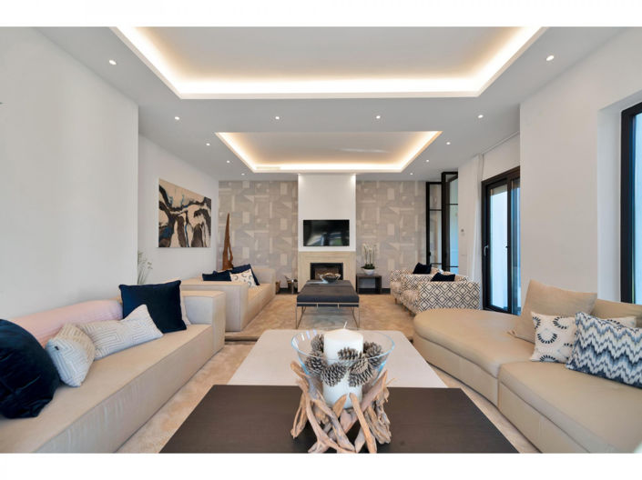 Image No.2-4 Bed Villa for sale