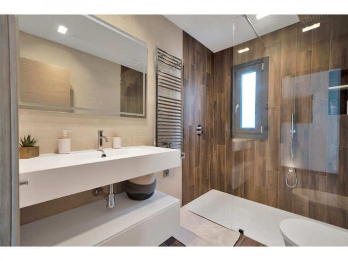 Image No.20-4 Bed Villa for sale