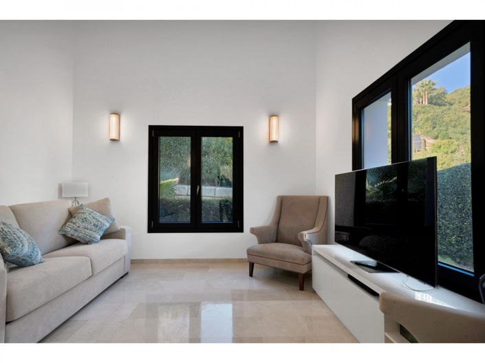 Image No.23-4 Bed Villa for sale