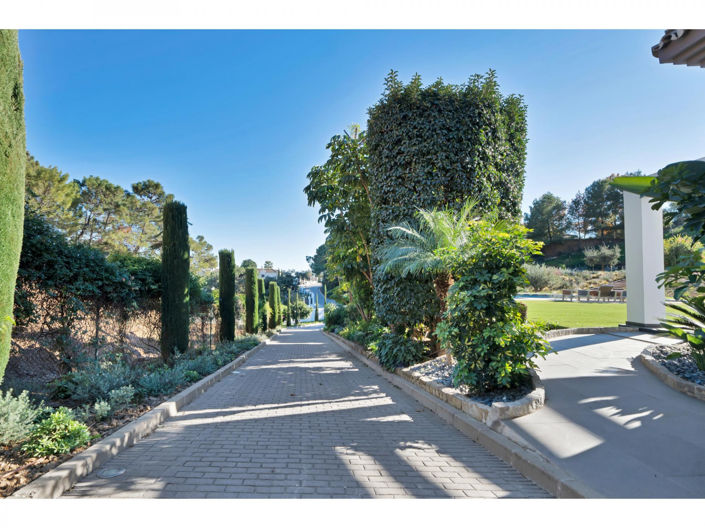 Image No.35-4 Bed Villa for sale